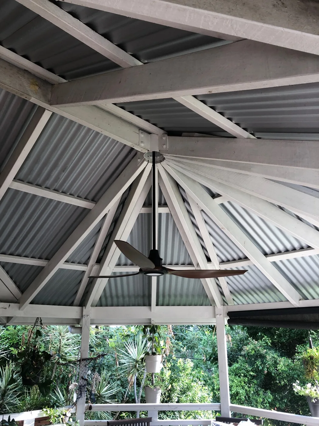 Verandah ceiling fan